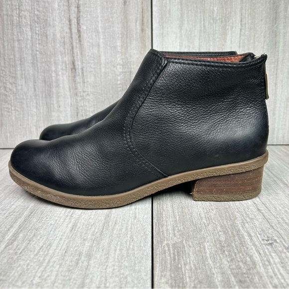 Dansko Becki Black Leather Waterproof Heeled Ankle Boots Women’s Size 9 EUR 39 - Picture 3 of 12